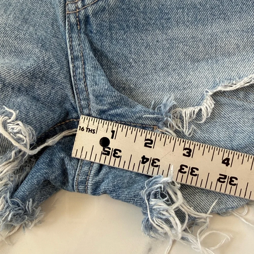 Zara Cut Off Distressed Blue Denim Jeans Women’s Size 4